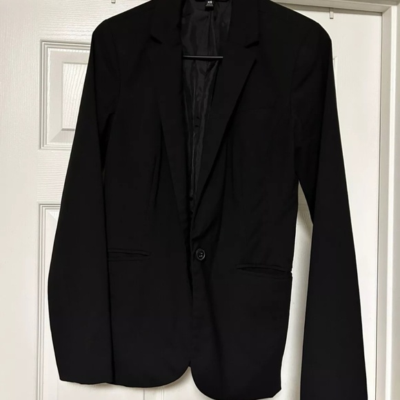 Black Mossimo Fitted Blazer Size XS Machine Washable - Picture 1 of 4